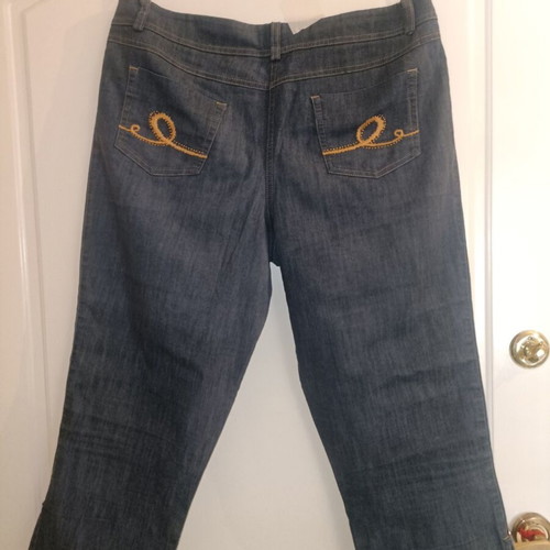 Donna Martha women's cotton blend capri pants, blue, size 50