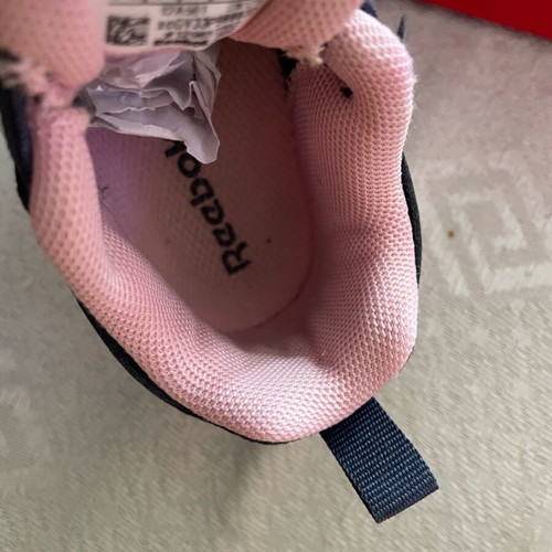 Reebok sport shoes size 24 like new, blue and pink