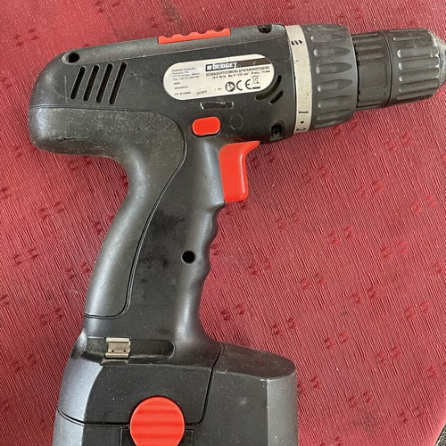 Budget Cordless Drill 18V used, cadmium battery needs repair
