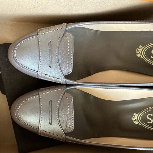 Tod’s platforms used, grey-silver, size 38.5