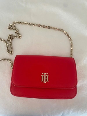 Tommy Hilfiger evening shoulder bag, red