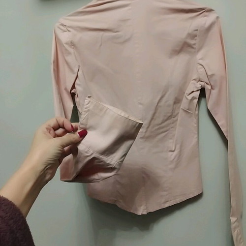 Small salmon wrap shirt like new with gathers