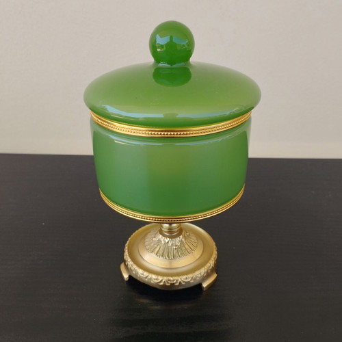 Green opaline fontaine rare, like new