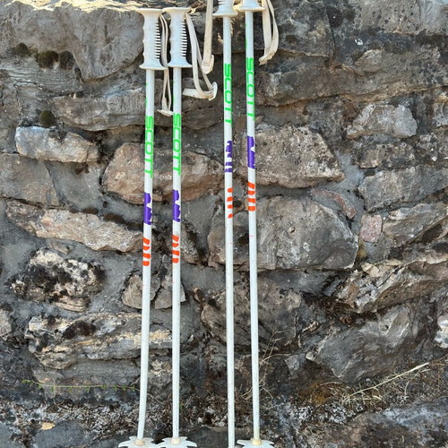 Scott children's ski poles used, 0.90 and 1.05 m