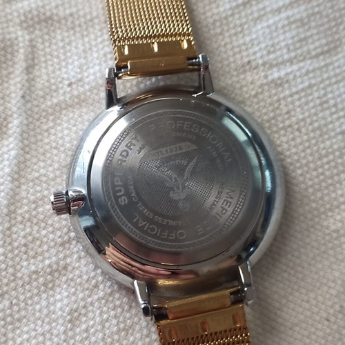 Superdry watch metal bracelet like new, gold color