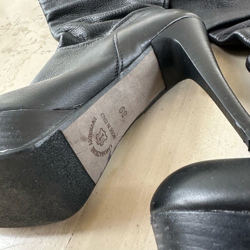 Black Leather Boots size 39, genuine leather, like new