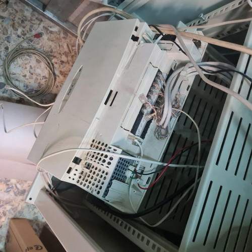Τηλεφωνικό κέντρο NEC 3 εξωτερικών και 12 εσωτερικών σαν καινούργιο