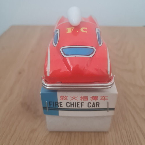 MF144 Fire Chief tin car like new, rare vintage toy