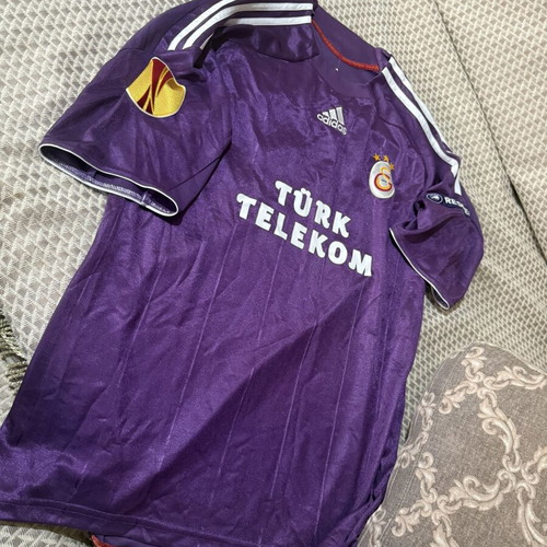B. Özbek Authentic Player Jersey like new
