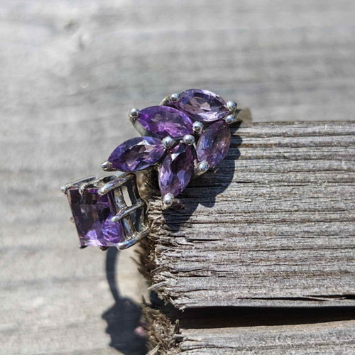 Silver ring with amethyst new, adjustable size