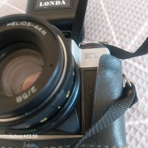 Zenit ET Camera with Helios 44M Lens and Londa Flash like new