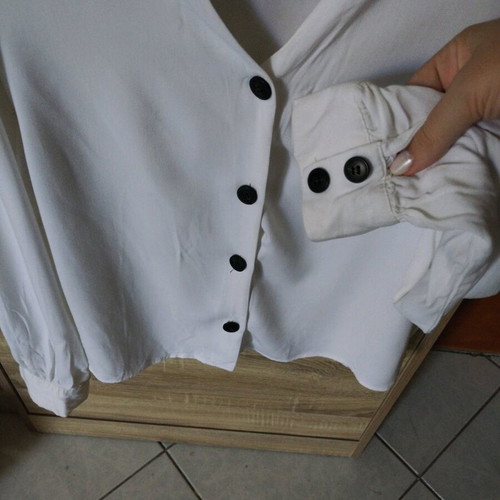 Bershka shirt with unique sleeves and black buttons, like new, size M