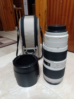 Canon EF 70-200 f/2.8 II Lens like new