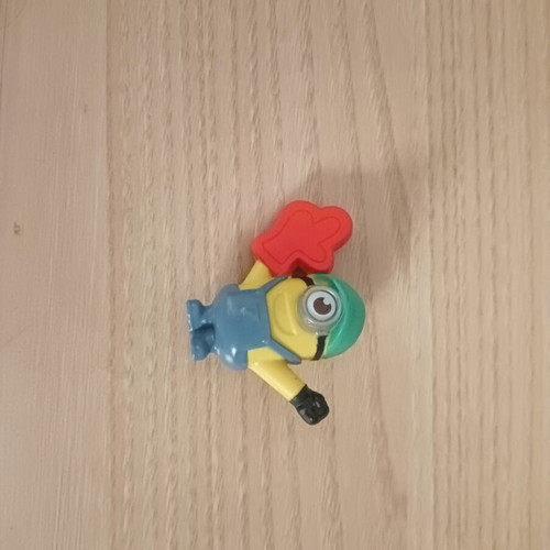 Kinder Minion figure medium size like new