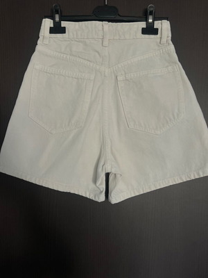 Zara high-waist shorts, beige
