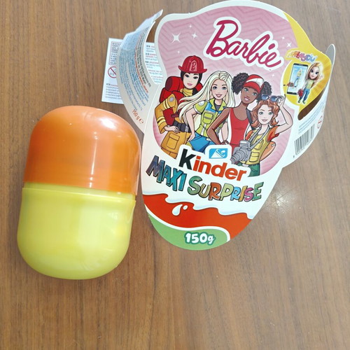 Kinder Maxi Barbie figure new