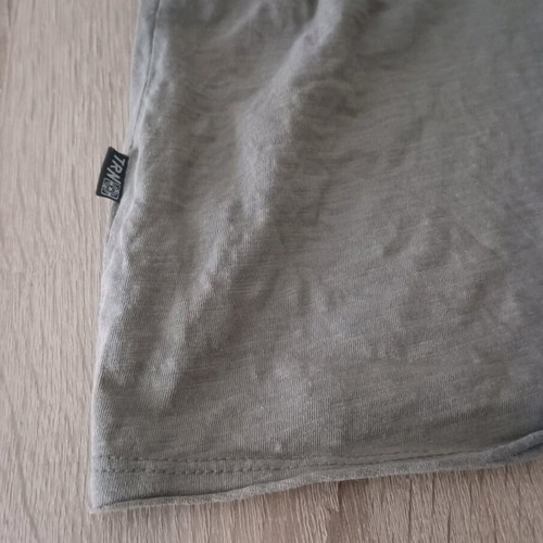 Terranova Men's T-shirt size L like new, olive color