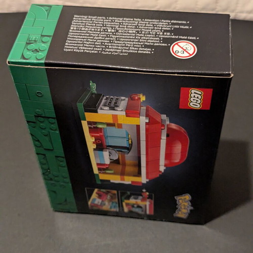 Lego Mini Pokemon Center new, sealed set