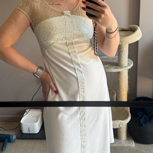 A-Style white dress size M like new, elegant