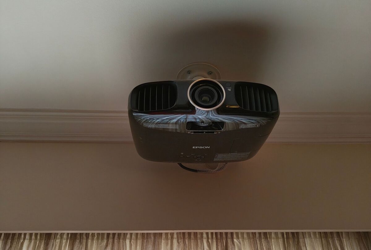 Epson EH-TW6100 projector FullHD 1080p… - € 850,00 - Vendora.cy