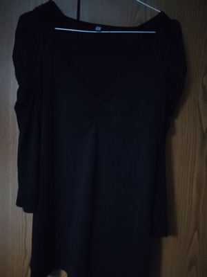 Elastic blouse with puff sleeve, like new, size XL, black