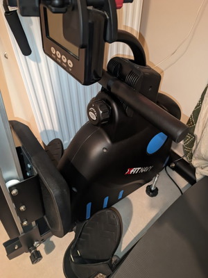 Xfit Navy rowing machine
