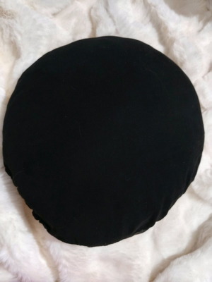 Decorative round pillow used
