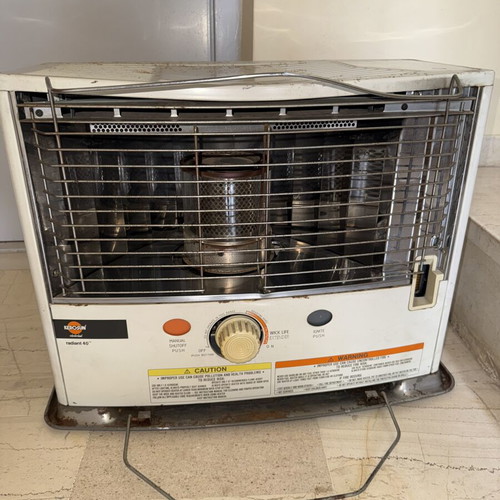 Kerosun Toyotomi Kerosene Heater Radiant 40 used with external wear