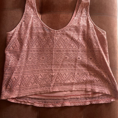 Pink Woman sleeveless top large, like new, pink-salmon lace knit