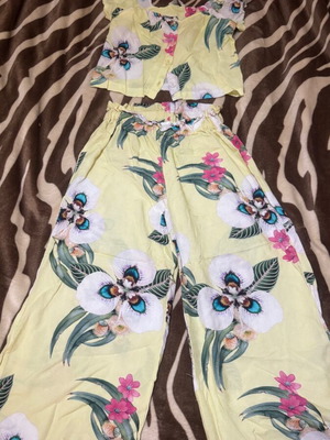 Girls' set like new, multicolor yellow Funky