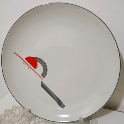 Retro vintage serving platters set of 2, metal and ceramic, used