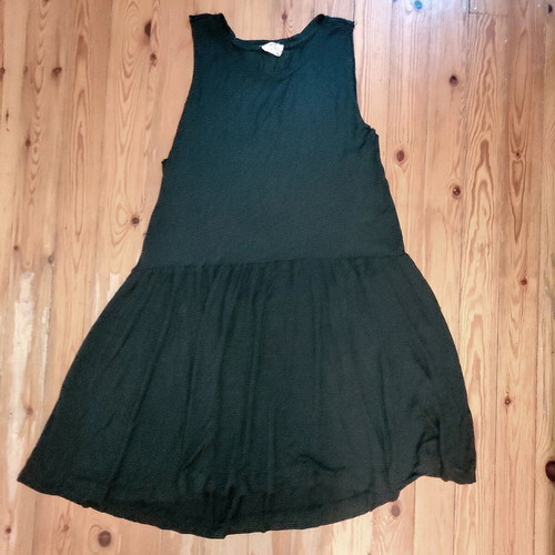 Zara TRF dress used, striped, comfy sleeveless, size M