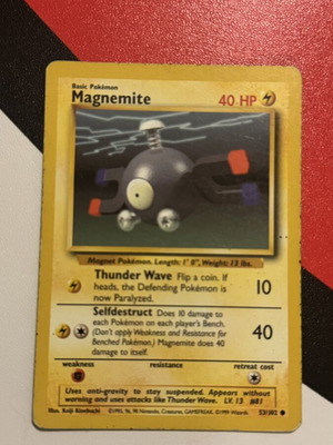 Magnemite Base Set 53/102 Pokemon card