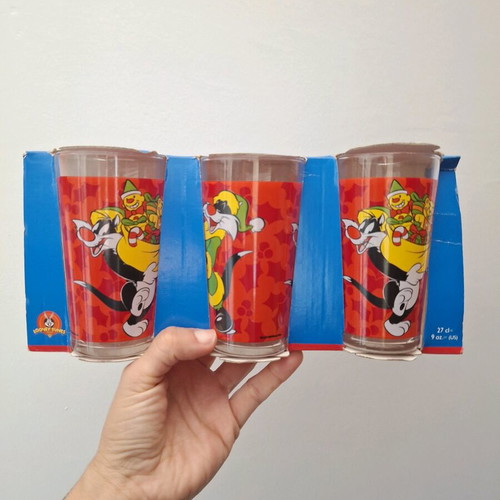 Looney Tunes Sylvester 3 Drinking Glasses new in box