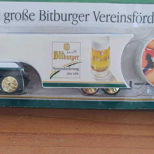 Bit Burger 2004 Collectible Train Miniatures Set of 2 New
