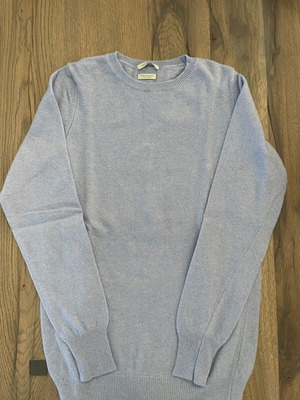 Benetton sweater like new, turquoise, size M