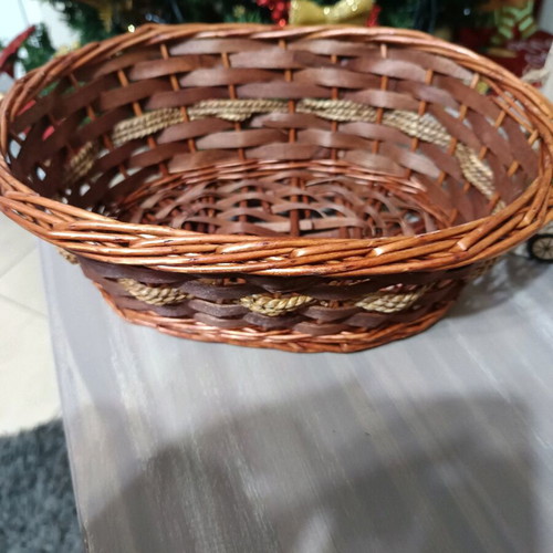 Bamboo basket oval brown 30cm decorative like new