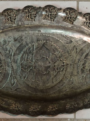 Copper tray used with beautiful patterns