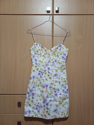 Floral Mini Dress Zara like new, size XS, 100% cotton