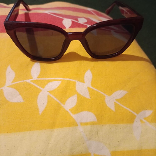 Pull & Bear sunglasses for girls like new, red