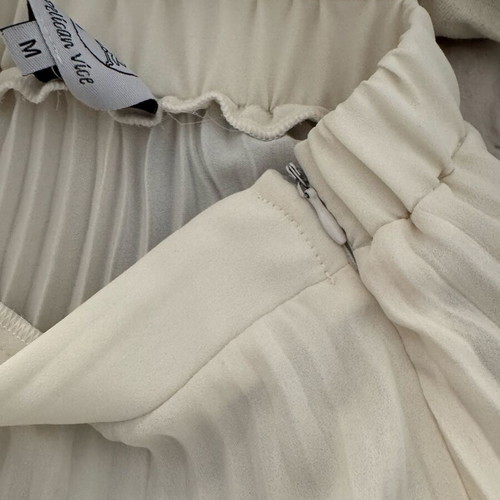 Maxi skirt off white, size M, pleated