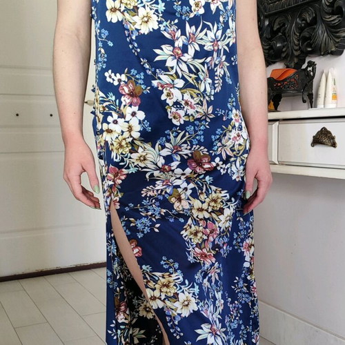 Satin maxi dress floral dark blue size L like new