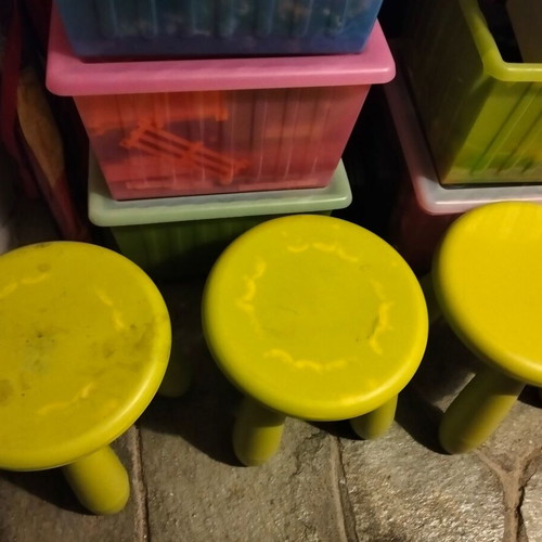 MAMMUT children's stool used for indoor and outdoor