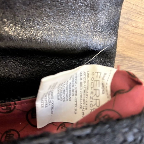 Ferre Collezioni black crossbody bag like new