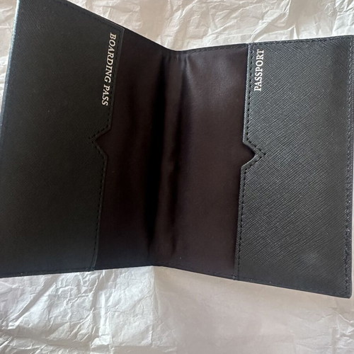 Victoria's Secret passport holder leather used, black and gold