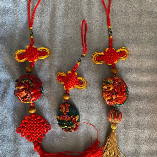 Taiwanese resin wall hangings set of three, new