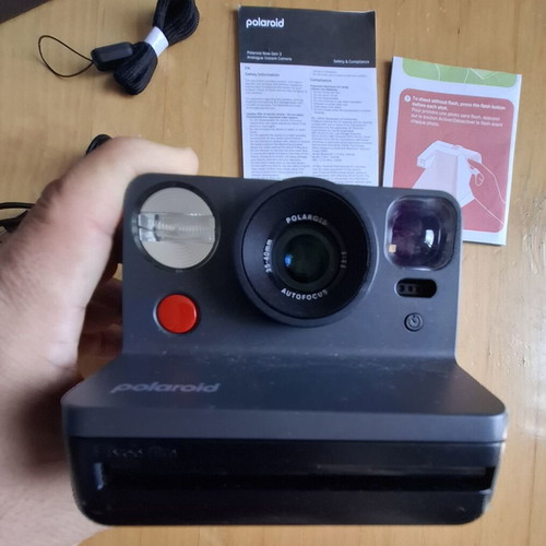 Polaroid Now Generation 2 instant camera