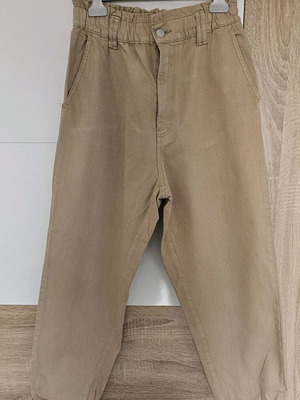 Παντελόνι τζιν Stradivarius μπεζ, μέγεθος L, σαν καινούργιο