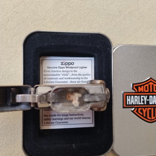 Zippo 1997 Harley-Davidson Eagle & Banner lighter mint condition