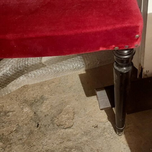 Wooden chair vintage with burgundy velvet upholstery, pack of 4
